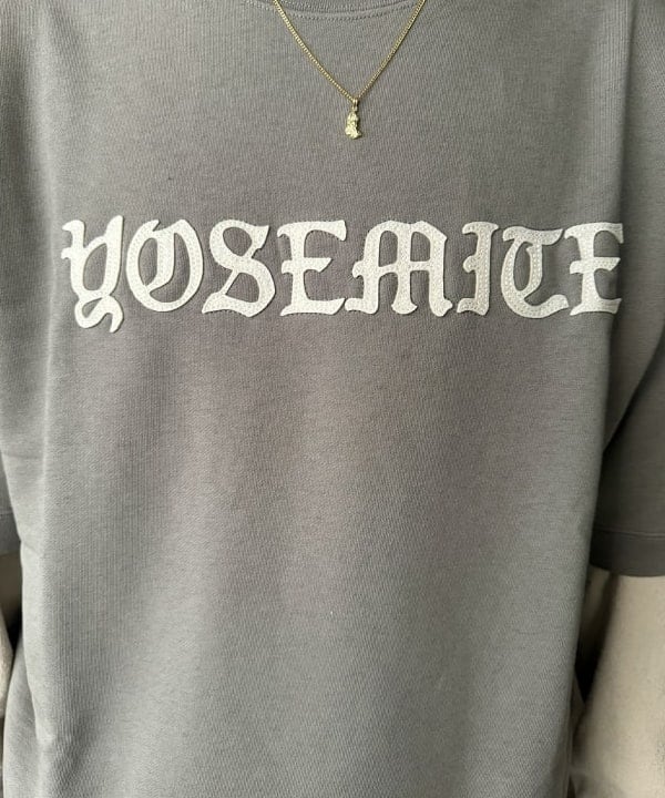 川崎 駿希さんの「BEAMS WOMEN｜オーバーダイ プリント ハーフスリーブスウェット」を使ったコーディネート