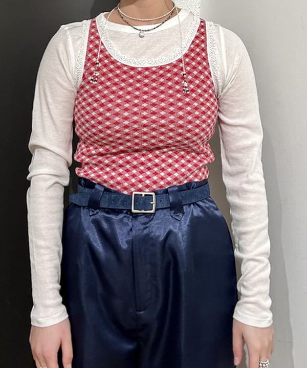 早川 萌子さんの「BEAMS WOMEN｜テレコ リブ クルーネック トップス」を使ったコーディネート