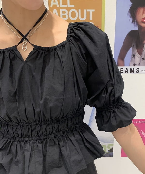 れいなさんの「BEAMS WOMEN｜ジップ ヘムカーブ パンツ」を使ったコーディネート