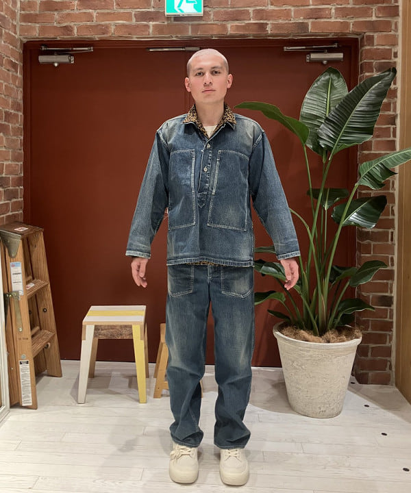 ディクソン 太陽さんの「BEAMS WOMEN｜【別注】BUZZ RICKSON’s / USED DENIM PULLOVER」を使ったコーディネート