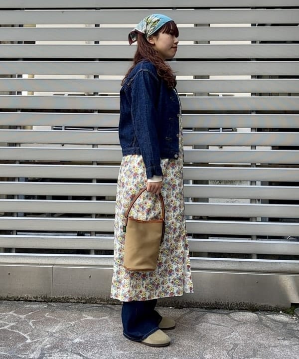 チナツさんの「BEAMS WOMEN｜リバティ ベルト ノースリーブ ワンピース」を使ったコーディネート