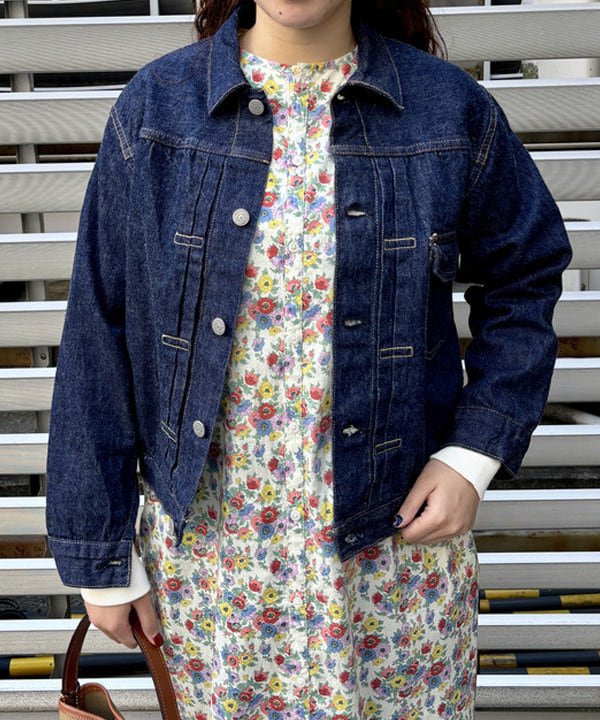チナツさんの「BEAMS WOMEN｜リバティ ベルト ノースリーブ ワンピース」を使ったコーディネート