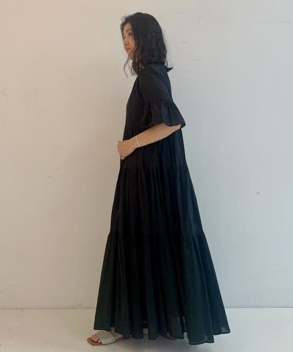 松元 晴佳さんの「BEAMS WOMEN｜MARIHA / 春のすずらん ソリッド ワンピース」を使ったコーディネート