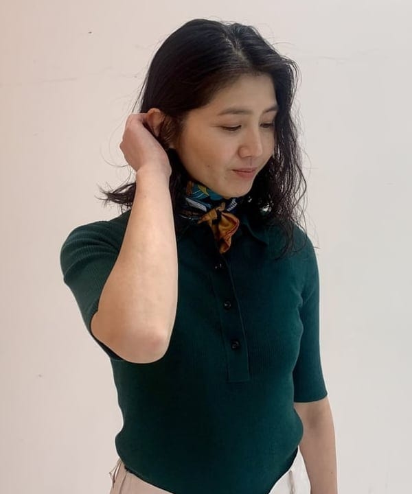 松元 晴佳さんの「BEAMS WOMEN｜ハーフスリーブ ポロニット」を使ったコーディネート