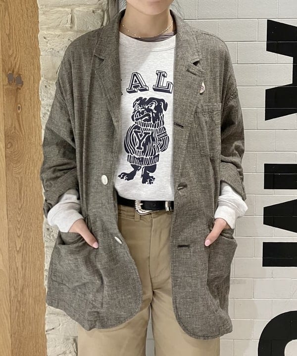 小原 もこさんの「BEAMS WOMEN｜BUZZ RICKSON'S &times; BEAMS BOY / チノパンツ」を使ったコーディネート