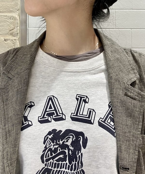 小原 もこさんの「BEAMS WOMEN｜BUZZ RICKSON'S &times; BEAMS BOY / チノパンツ」を使ったコーディネート