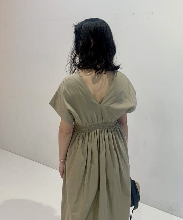 松元 晴佳さんの「BEAMS WOMEN｜MARIHA / 夏の光のワンピース」を使ったコーディネート