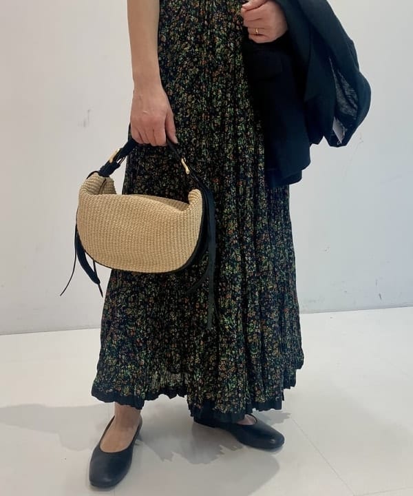 松元 晴佳さんの「BEAMS WOMEN｜ダブルブレスト リネン ジャケット」を使ったコーディネート