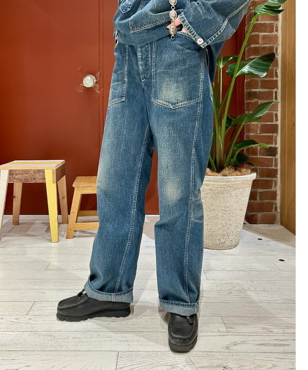 marieさんの「BEAMS WOMEN｜【別注】BUZZ RICKSON’s / USED DENIM PULLOVER」を使ったコーディネート