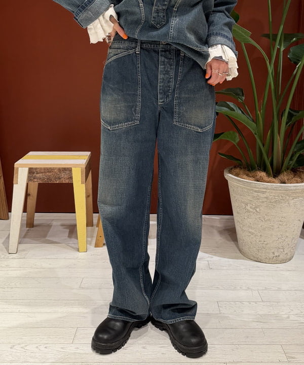 優意さんの「BEAMS WOMEN｜【別注】BUZZ RICKSON’s / USED USARMY PANTS」を使ったコーディネート