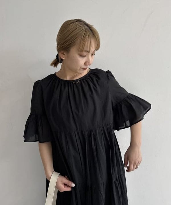 Ito_ririkaさんの「BEAMS WOMEN｜MARIHA / 春のすずらん ソリッド ワンピース」を使ったコーディネート