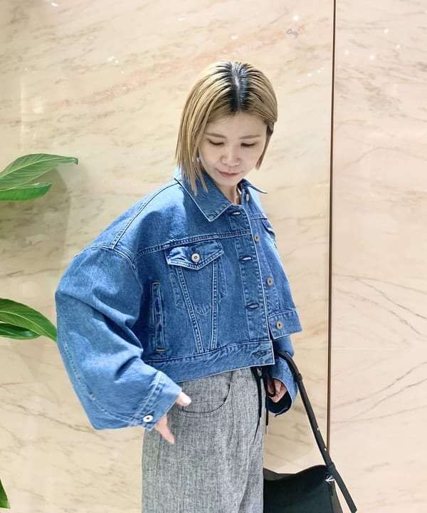 AONO SHIKAMAさんの「BEAMS WOMEN｜【別注】upper hights / THE SHORT デニムジャケット」を使ったコーディネート