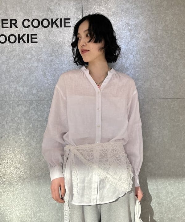 神坂 莉子さんの「BEAMS WOMEN｜レース スカーフ」を使ったコーディネート