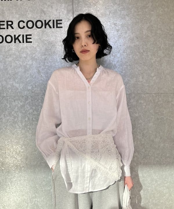 神坂 莉子さんの「BEAMS WOMEN｜レース スカーフ」を使ったコーディネート