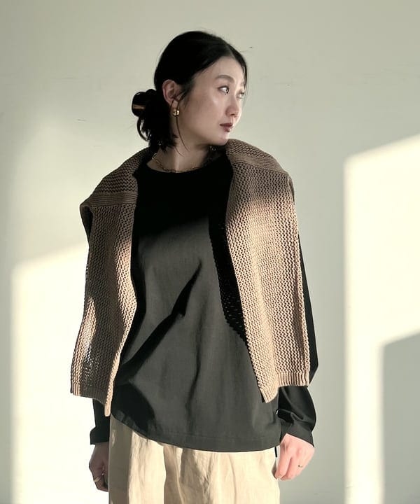 隈元 楓さんの「BEAMS WOMEN｜【別注】ATON / DRY COTTON JERSEY ロングスリーブ Tシャツ」を使ったコーディネート