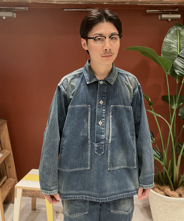 ハルさんの「BEAMS WOMEN｜【別注】BUZZ RICKSON’s / USED DENIM PULLOVER」を使ったコーディネート