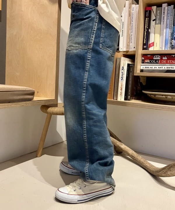 小原 もこさんの「BEAMS WOMEN｜【別注】BUZZ RICKSON’s / USED USARMY PANTS」を使ったコーディネート