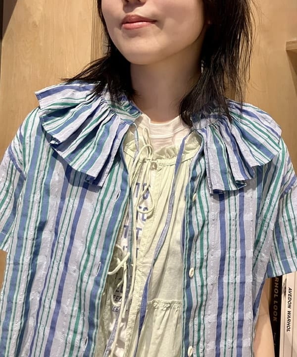 小原 もこさんの「BEAMS WOMEN｜ライン メッセージ Tシャツ」を使ったコーディネート