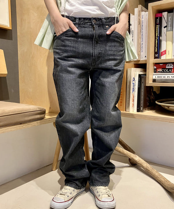小原 もこさんの「BEAMS WOMEN｜ライン メッセージ Tシャツ」を使ったコーディネート