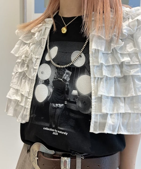 安藤 菜央さんの「BEAMS WOMEN｜maturely / ジャン=リュック・ゴダール プリント Tシャツ」を使ったコーディネート