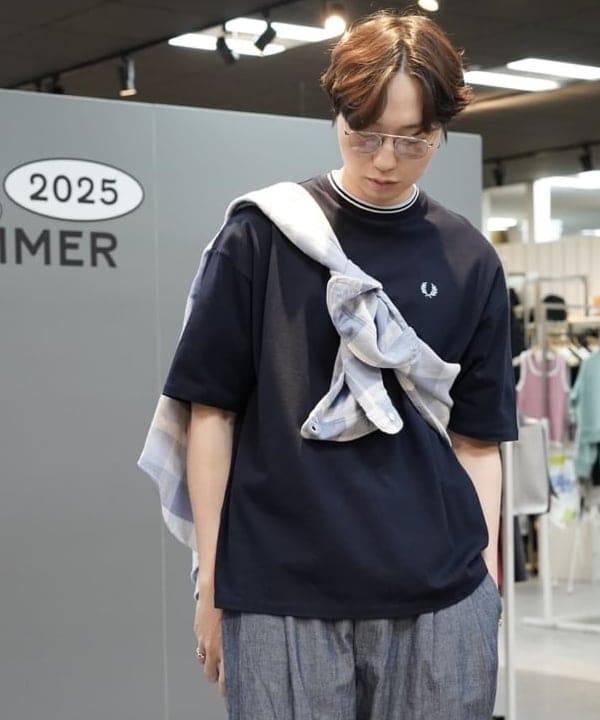 SUDOさんの「BEAMS WOMEN｜【別注】FRED PERRY / オーバーサイズ ピケ Tシャツ」を使ったコーディネート