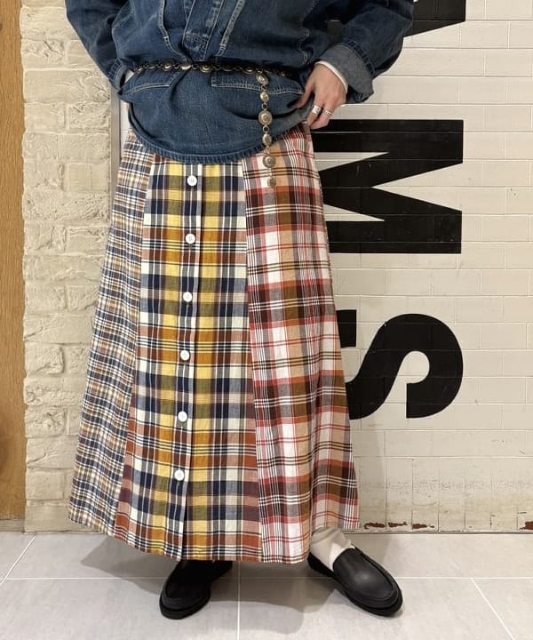 kawaiさんの「BEAMS WOMEN｜【別注】BUZZ RICKSON’s / USED DENIM PULLOVER」を使ったコーディネート