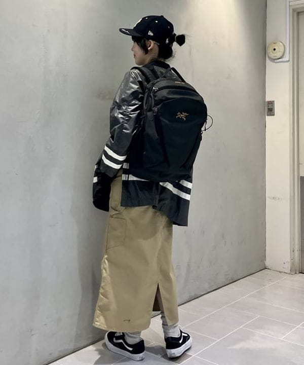 小原 もこさんの「BEAMS WOMEN｜ARC’TERYX / MANTIS 26 BACKPACK」を使ったコーディネート