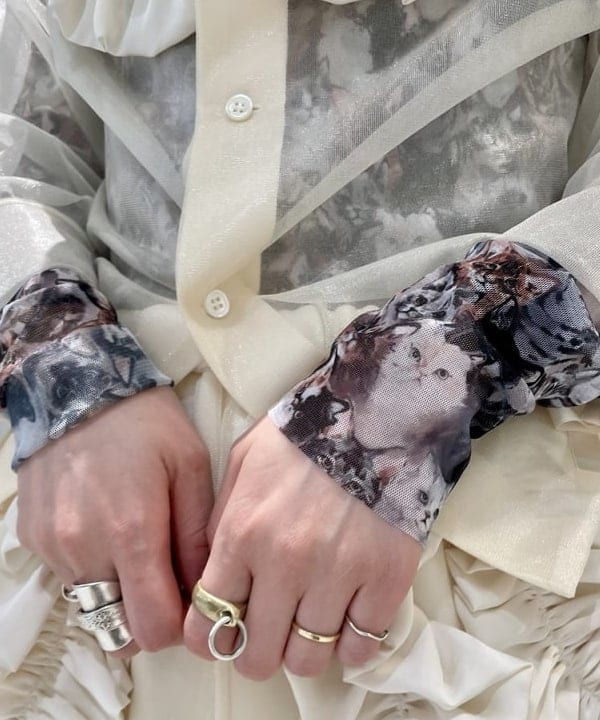 カタヤマ アヤさんの「BEAMS WOMEN｜【WEB限定】I Hate Monday / flower lace ストッキング white」を使ったコーディネート