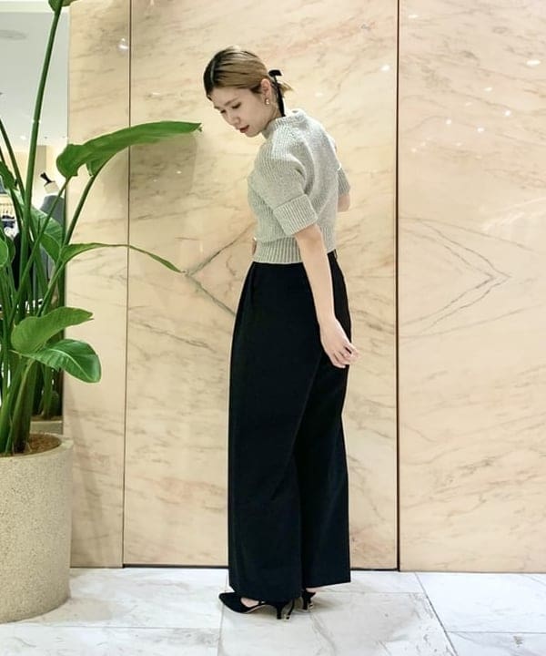 AONO SHIKAMAさんの「BEAMS WOMEN｜AK+1 / ショート ラメ ニット」を使ったコーディネート