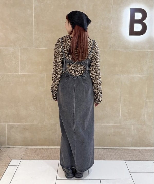 庭野 優紀さんの「BEAMS WOMEN｜デニム ジップ キャミ ワンピース」を使ったコーディネート