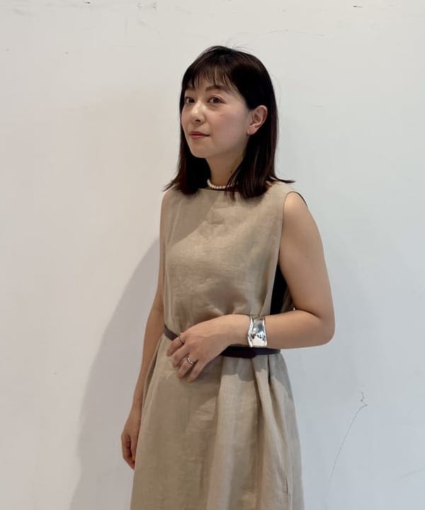 住吉　明佳さんの「BEAMS WOMEN｜リネン タブ付き ワイドパンツ」を使ったコーディネート