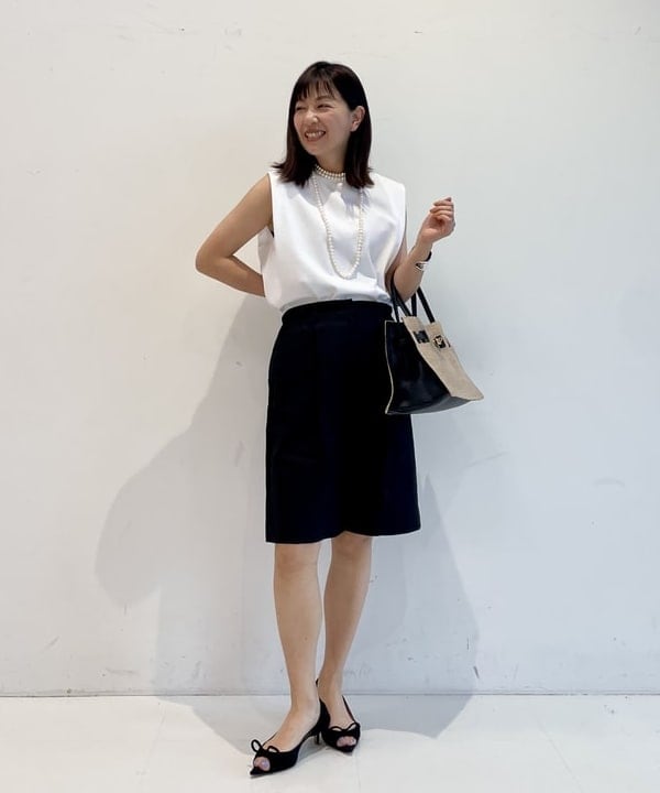 住吉　明佳さんの「BEAMS WOMEN｜VIOLAd’ORO / ラフィア調 クロア バッグ」を使ったコーディネート