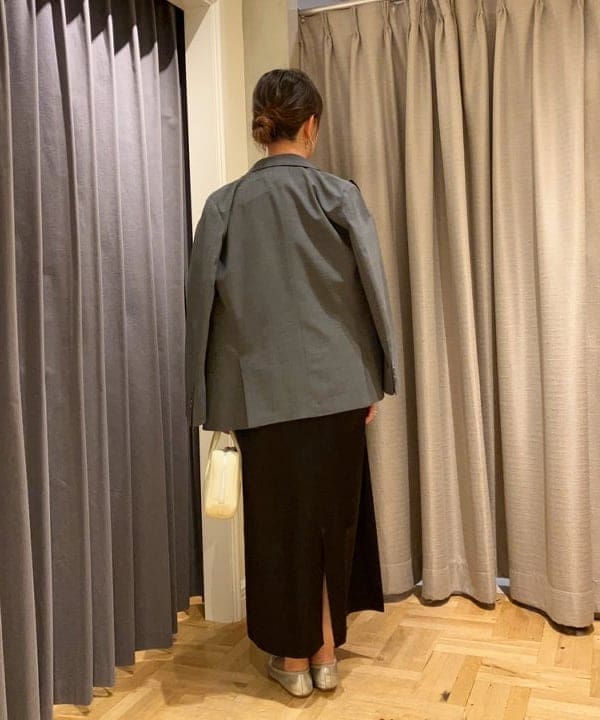 藤井 裕実子さんの「BEAMS WOMEN｜Oggi × Demi-Luxe BEAMS / ボクシー テーラードジャケット」を使ったコーディネート