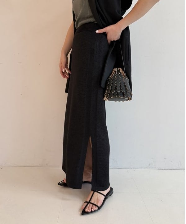 Ito_ririkaさんの「BEAMS WOMEN｜AK+1 / ベルテッド ジレ」を使ったコーディネート