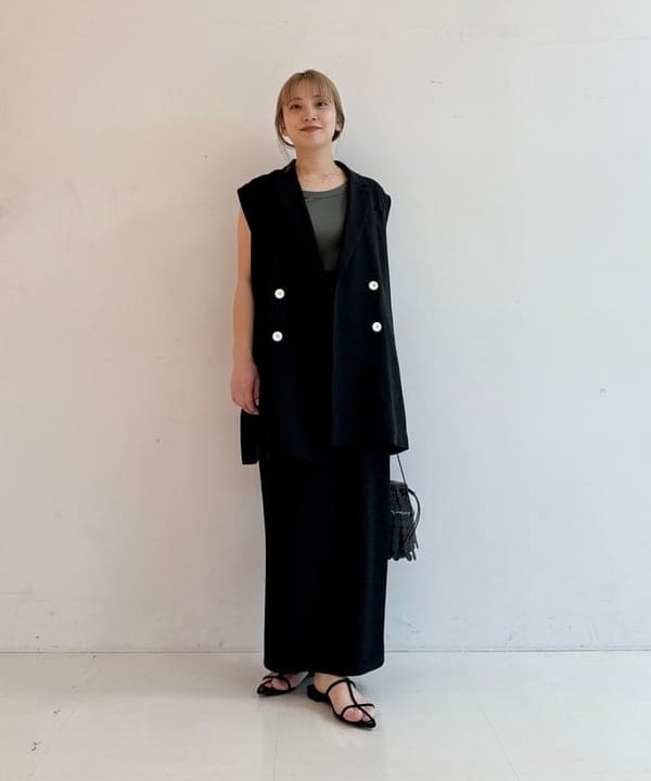 Ito_ririkaさんの「BEAMS WOMEN｜AK+1 / ベルテッド ジレ」を使ったコーディネート