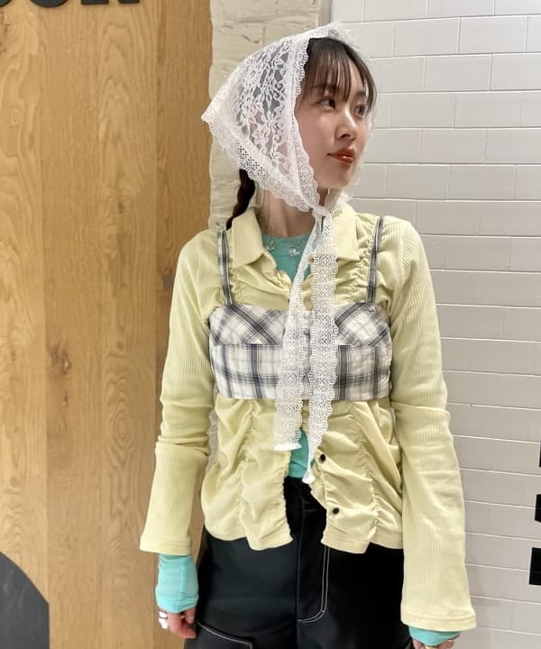 カタヤマ アヤさんの「BEAMS WOMEN｜チェック ビスチェ」を使ったコーディネート