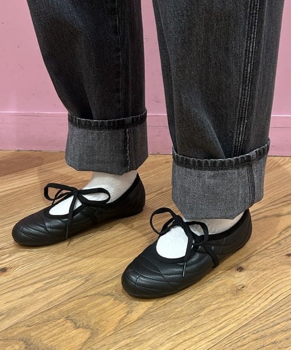 リズさんの「BEAMS WOMEN｜Lee / TAPWRED OVERALL」を使ったコーディネート