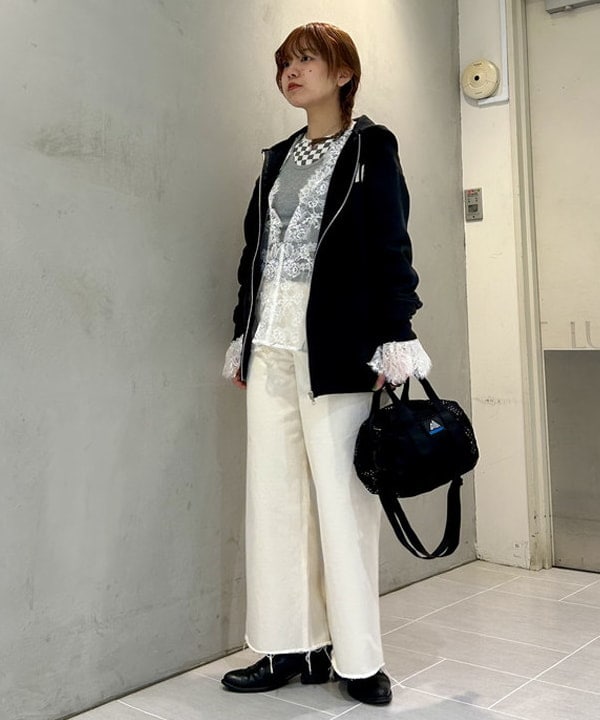 ナツハさんの「BEAMS WOMEN｜【別注】BIGMAC / ワイド ペインター」を使ったコーディネート