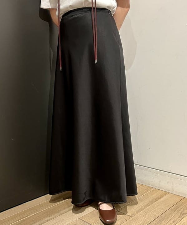 早川 萌子さんの「BEAMS WOMEN｜Encre. / FAR OUEST Tシャツ」を使ったコーディネート