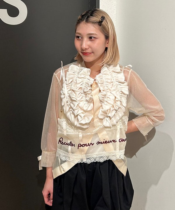 佐藤 亜美さんの「BEAMS WOMEN｜カップ付き キャミソール」を使ったコーディネート