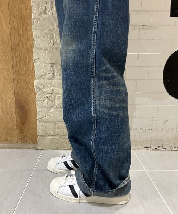 赤羽 花さんの「BEAMS WOMEN｜【別注】BUZZ RICKSON’s / USED USARMY PANTS」を使ったコーディネート
