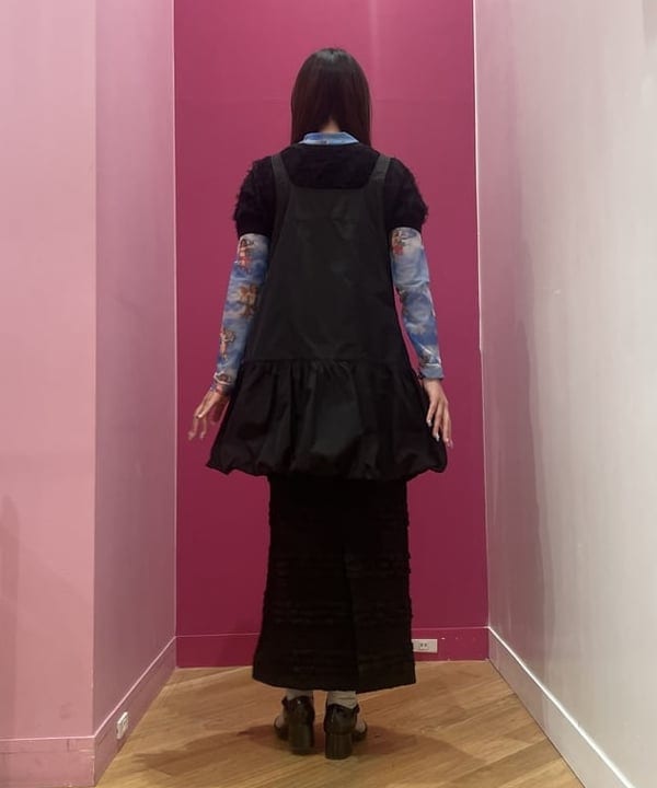 二ツ木 瑠夏さんの「BEAMS WOMEN｜タフタ バルーン ミニ ワンピース」を使ったコーディネート