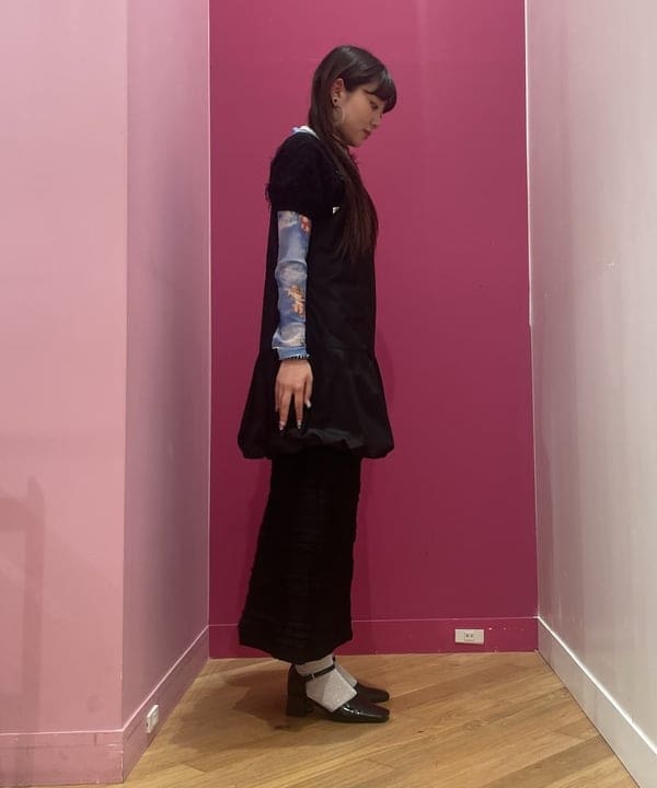 二ツ木 瑠夏さんの「BEAMS WOMEN｜タフタ バルーン ミニ ワンピース」を使ったコーディネート