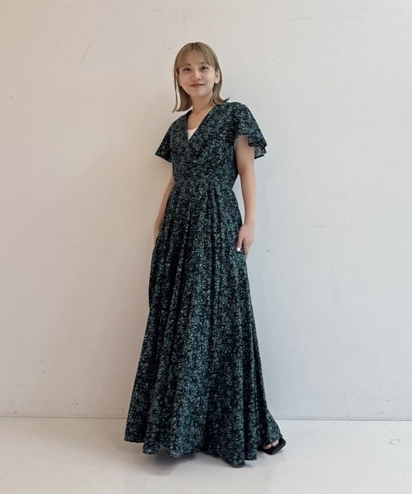 Ito_ririkaさんの「BEAMS WOMEN｜【別注】MARIHA / マドモアゼル プリント ワンピース」を使ったコーディネート