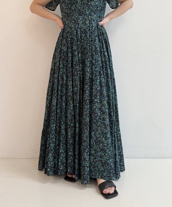 Ito_ririkaさんの「BEAMS WOMEN｜【別注】MARIHA / マドモアゼル プリント ワンピース」を使ったコーディネート