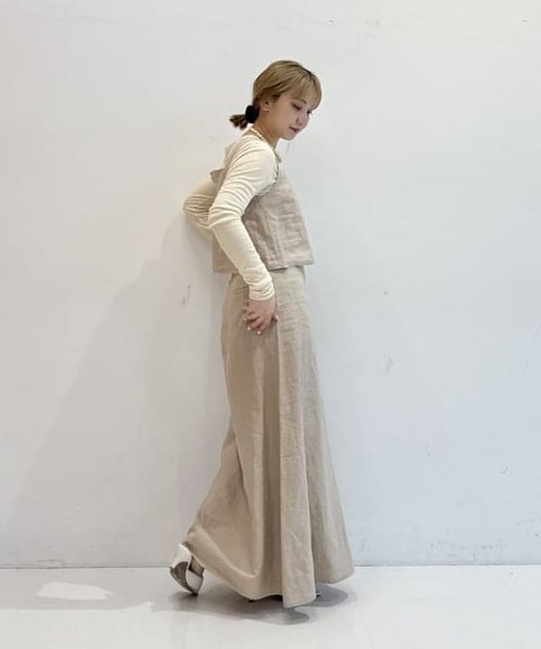 Ito_ririkaさんの「BEAMS WOMEN｜リネン ビスチェ .M」を使ったコーディネート