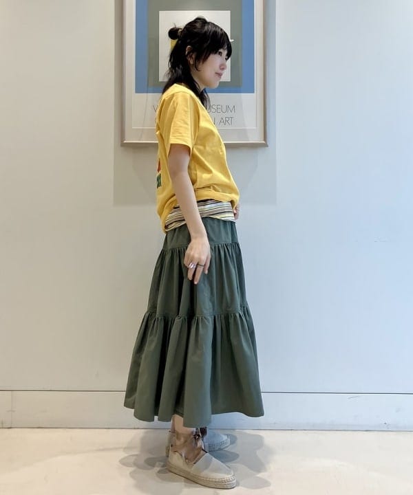 小原 もこさんの「BEAMS WOMEN｜【別注】Champion / ミッキー Tシャツ」を使ったコーディネート