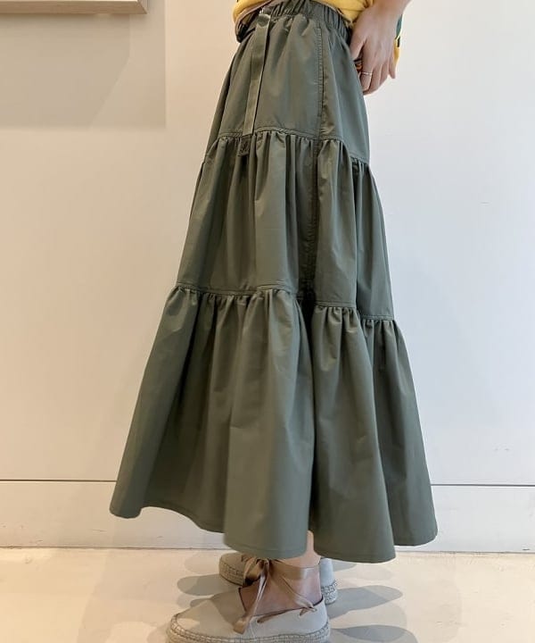 小原 もこさんの「BEAMS WOMEN｜【別注】Champion / ミッキー Tシャツ」を使ったコーディネート