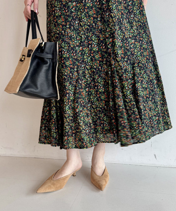 山田 千遥さんの「BEAMS WOMEN｜【別注】MARIHA / 夏の月影 プリント ワンピース」を使ったコーディネート