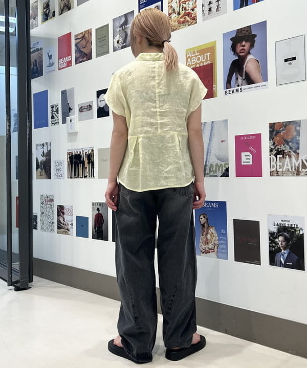 ナカノ アイさんの「BEAMS WOMEN｜リネン フレンチスリーブ スキッパー シャツ」を使ったコーディネート